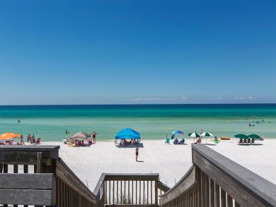 A Great Rental on The Beach Wow Great Rates Beach 50 yards !